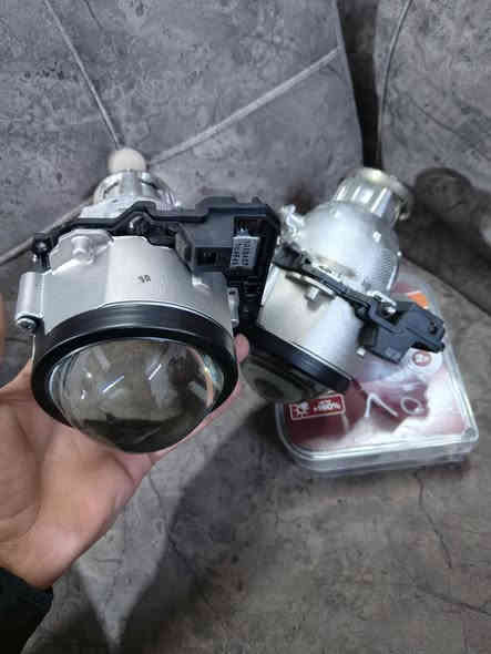 عدسات + لد اللد غير مستخدم ضمان سنه السعر 150 الف قفله
مكاني ديالى بعقوبه 
***********
