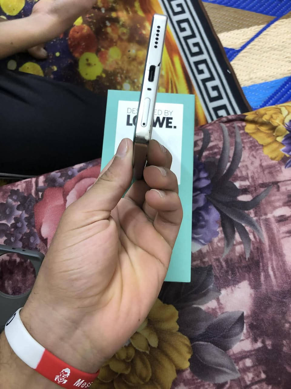 السلام عليكم جهاز تكنو كامون 40برو فايف جي كامل ملحقاته 90فريم ببجي بيع أو مراوس سعر225 مراوس إيفون مكاني بغداد شعله ***********
