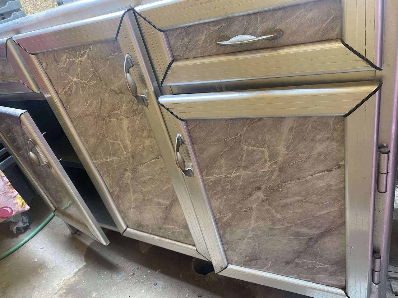 السنك ب٦٠
والمبرده ب٧٥


**إذا كنت صاحب هذا الإعلان وتريد حذفه لأي سبب، رجاءا أرسل رسالة إلى الدعم الفني**