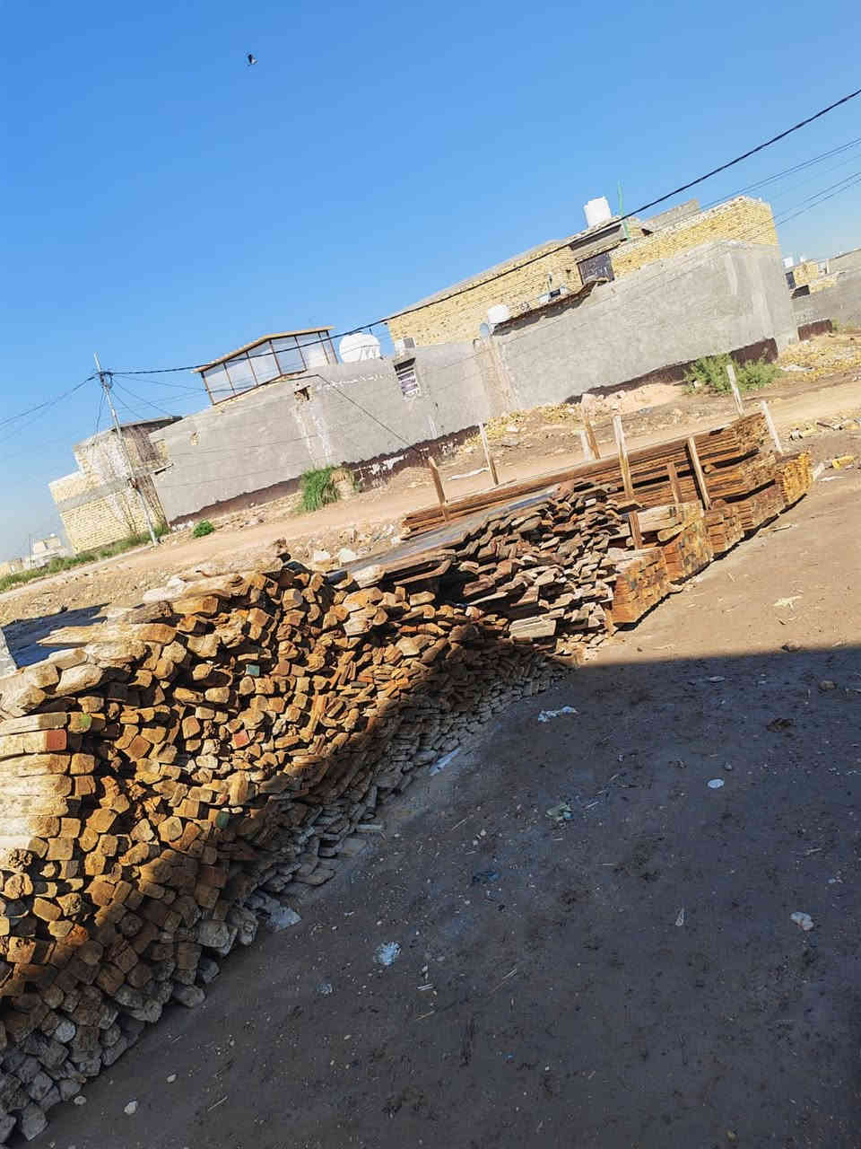 قالب خشب روسي انج تارس  عدد  10 مكعبات  السعر 3 ونص وبيه مجال  المكان بابل. الاستفسار ***********
