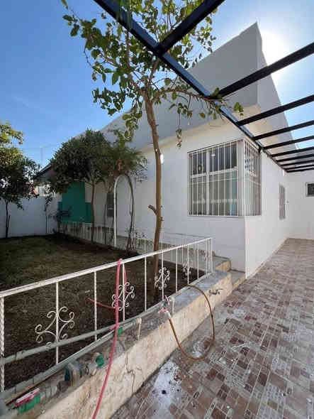 كود7\50
بيت للبيع في مجمع اينده في اربيل 
مجمع اينده 2
المساحة :- 216م 
يتكون من :-
 2 غرفة نوم | استقبال | هول | مطبخ    | مجموعة صحية |  
نقدي بدون اقساط 

***********واتس

***********
