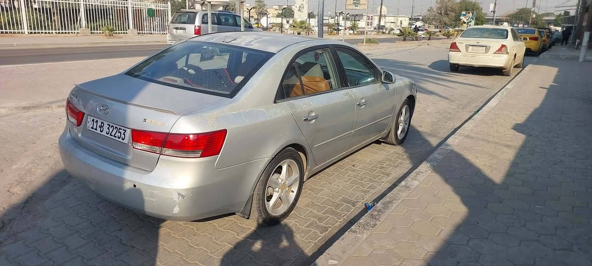 سوناتا للبيع موديل ٢٠٠٦ وارد كندي
السياره مصبوغه حزام وجارده بيه جاملغ خلفي جه السايق مكينه 2000 جاهزه من كلشي كهربائيات وتبريد وتخم تاير مكان السياره بغداد

اني مكلف بنشر

للإستفسار ***********
ب 85 ورقه بيه مجال
