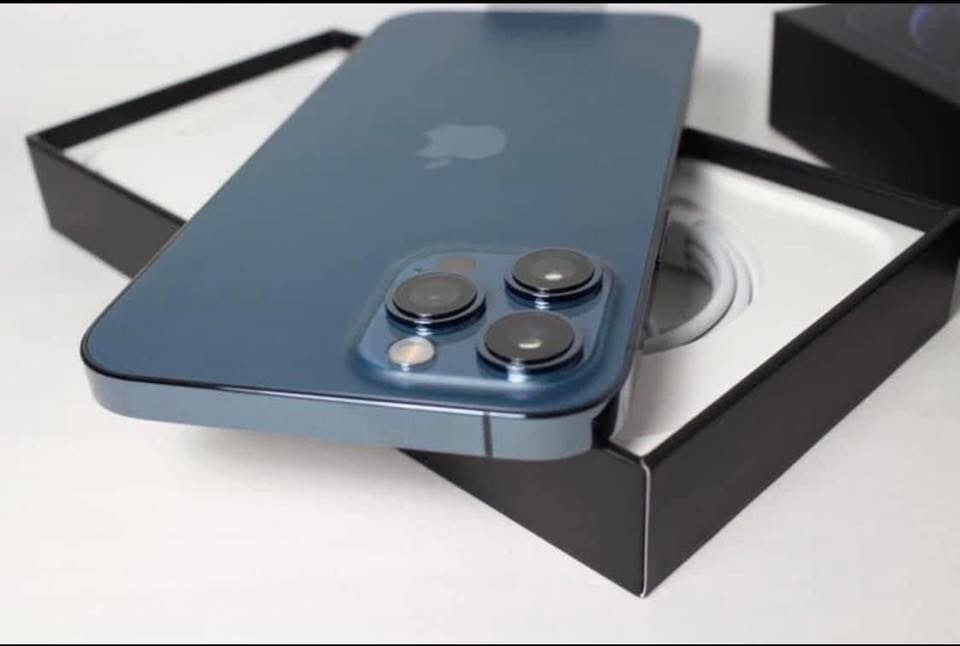 زبائننا الكرام💜تخفيضات🔥12promax بسعر 550 ألف 🔥ذاكره 256 بعد التوكل على الله تم وصول البظاعه ان شاء الله🤲كارتونه مع هدايا 🎁 شاحنه + حافظه +لاصق شاشه  الوان المتوفره ازرق-ذهبي-ابيض شرط الفحص والضمان
للاستفسار  اتصل على رقم المبيعات *********** 
ذي قار قضاء الشطره قرب قصر الحاج خيون نتشرف بزيارتكم 🩷💙❤️🧡💚
