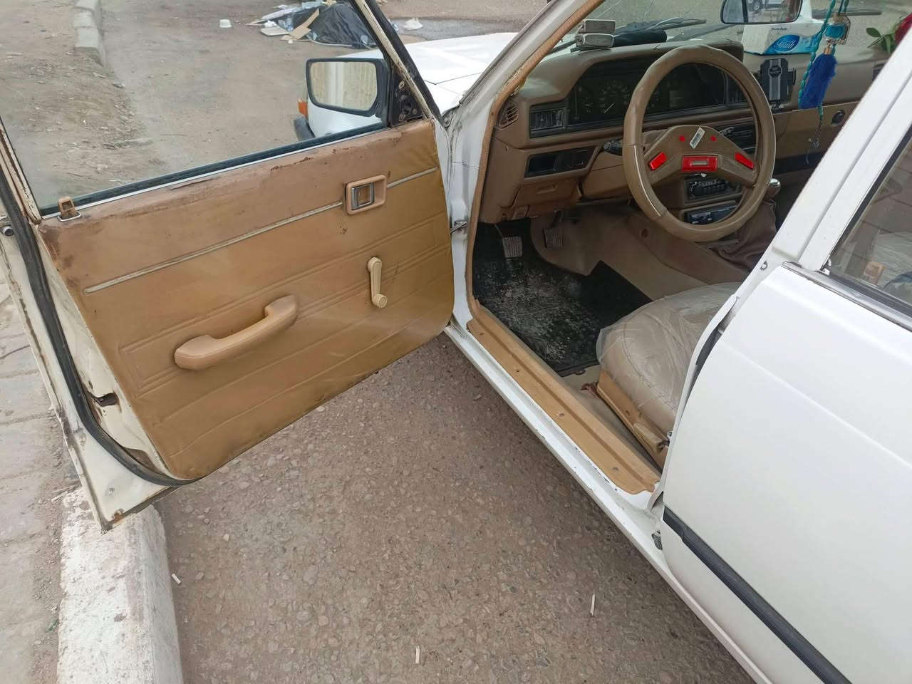 كورنا 1981رقم انكليزي بغداد بسمي تحويل ثاني يوم سنويه لغاية 2030 كير 5 نمر كارينا اكسن خفيف كارينا ومكينه كفاله حداديه جديده كهربائيات كلها شغاله غرفة جلد دوشمه جلد جديد قماره بلاديه بدون صبغ تدفئه تبريد ثلج تخم تاير ابو الخط سعر 40 اتصال ***********
