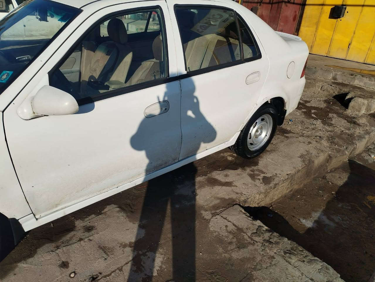 السلام عليكم ck  موديل 13   كصه قدميا رقم بغداد مسطرة هزه جديده الشرعي صاحبي السياره شرط وكالة تحويل
صبغ حزام طخم تاير جديد محرك كير شرط 
تبريد شغال 
داخل السياره كلو ابلادي وضع شركه كامره شاشه تاب Andrew White

***********
