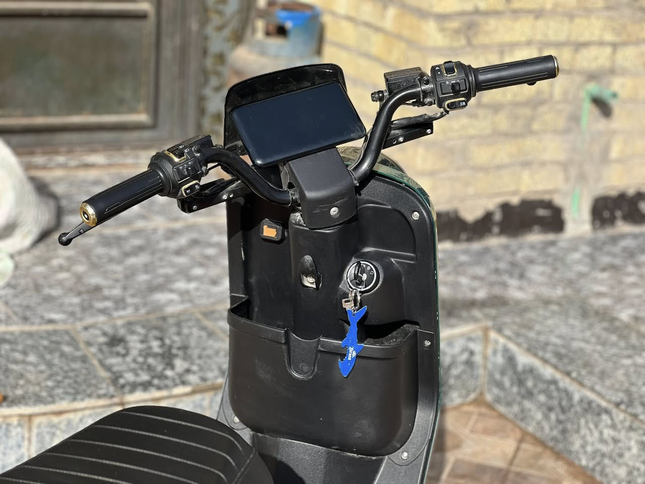 دراجة R11 للبيع
5 بطاريات كبار 32 امبير 60v 

 تصير اكبر من ال R9 

وملفها 2000


**إذا كنت صاحب هذا الإعلان وتريد حذفه لأي سبب، رجاءا أرسل رسالة إلى الدعم الفني**