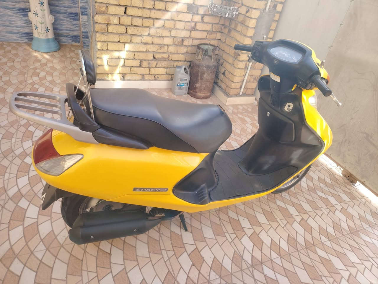 سلام عليكم سبيسي ياباني رمبه مكفوله كفاله عامه ماشيه 5 ألف / مكاني كوت الستفسار علا الرقم ***********
