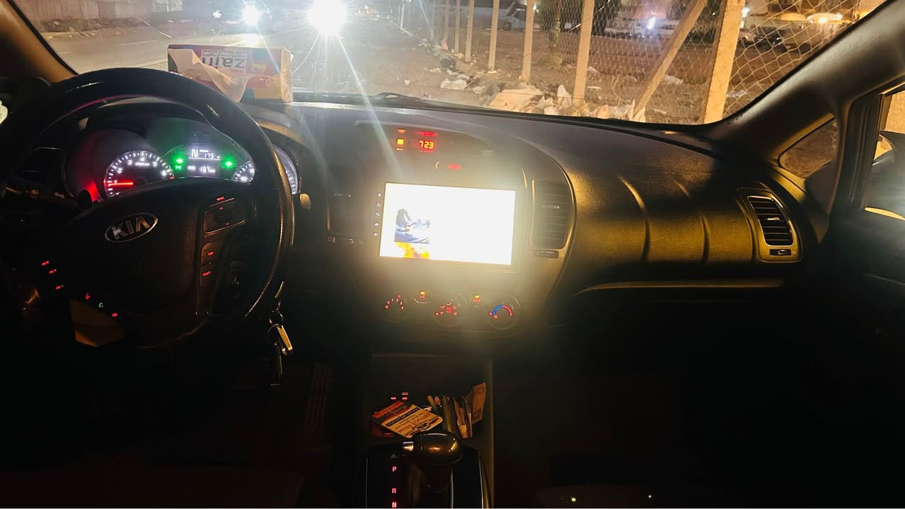 فورتي مديل ٢٠١٧
وارد أمريكي
بيهه خمس قطع صبغ أبيعك احزام 
كير و محرك مكفول تبديل صدر جديد السعر ١٠٨ بيها مجال ممتواجد ع الفيس
*********** بغداد, العراق
