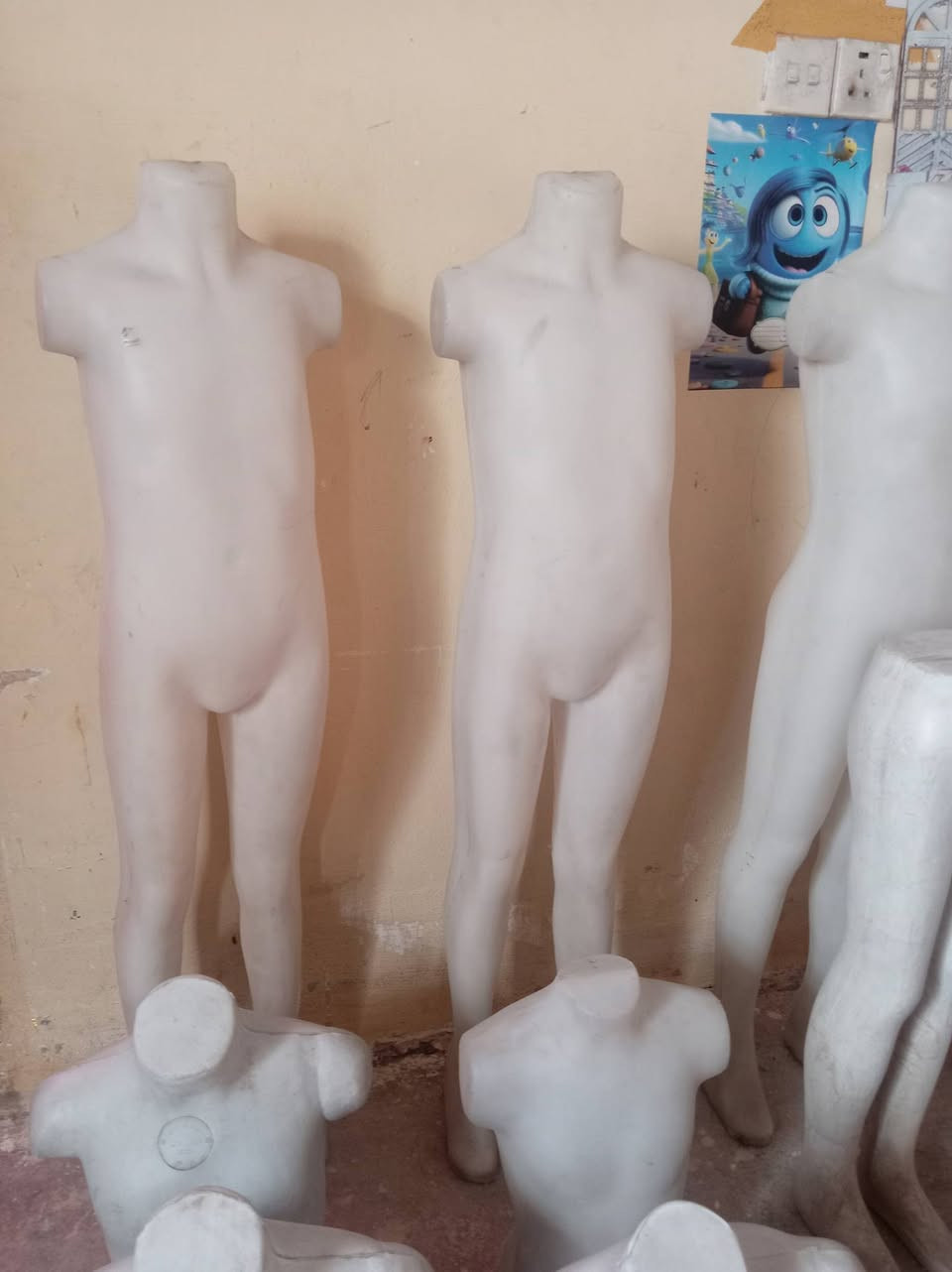 للبيع بغداد مدينة الصدر الدراعات القطعه 750 تعاليك الذهبي القطعه ب 3 
مال اطفال الكامله ب10 والصغار ب 5


**إذا كنت صاحب هذا الإعلان وتريد حذفه لأي سبب، رجاءا أرسل رسالة إلى الدعم الفني**