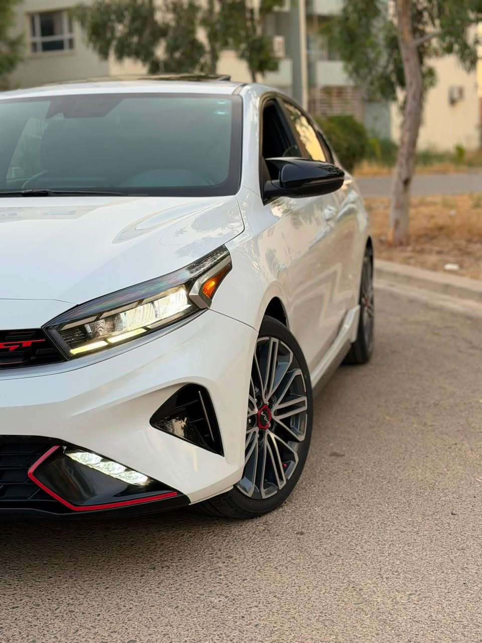 🔥KIA FORTE 2023 GT 🔥 
🔴 السياره كلين ليبل واحد بدون صبغ بدون تبديل بدون ايرباك ✅
فقط الدعاميه الاماميه ✅ 
🔴 علق رقم 1 يوصلك السعر مباشر 
فول مواصفات 1/1 
فتحة سقف 
بصمة تشغيل
كشنات تدفئة وتبريد
محرك 16 توربو
شاحن لاسلكي
بصمة أبواب
تشغيل عن بعد
هاند بريك بصمة 
اوتو هولد
تبريد قطعتين❄️
ثلاث وضعيات قيادة
كير توماتيك وعادي 7 نمرات
قيادة ذاتية 
توقف ذاتي 
رادارات جانبية وأمامية وخلفية
سماعات سستم HARMAN 
شاشة كبيرة 9 انج
انارة داخلية لون احمر
ليد امامي زينون
ليد خلفي زينون
شفتات ستيرن رياضي
دبل كروز
كير DCT دبل كلج
كشن السائق كهربائي
ليد بالمري
نقطة عمياء
ابل كار بلي 
حاكية تنصي التبريد عند الاتصال بالهاتف
رقم دهوك هزه وسنويه جديده 
مكان السيارة 📍أربيل 
للاستفسار : 
***********
***********
