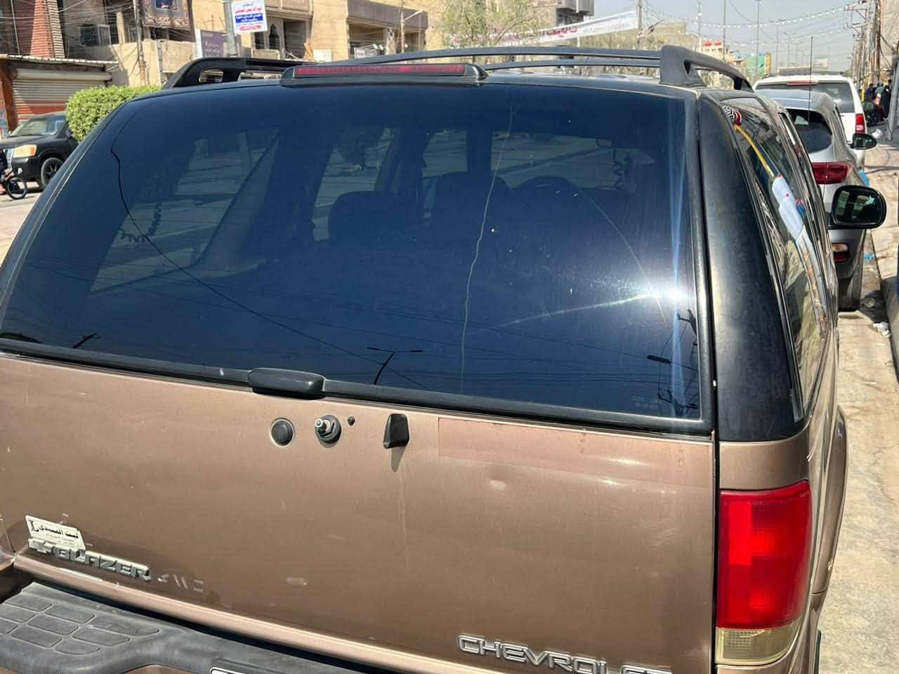 سلام عليكم
بلايزر موديل 2002 رقم بغداد 
السيارة بلادية فقط جاملغ الامامي مصبوغ الأيمن 
باقي السيارة موضحة بالصور مكانها الدورة ابو طيارة
استفسار اكثر اتصل على صاحبها ***********
خاص مغلق اني مجرد عارضها 
سعرها 60 ورقة
