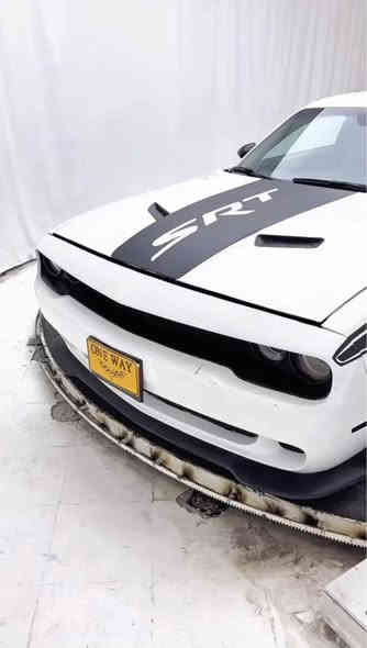 چالنجەر بۆفرۆشتن ساخە 2017 
Sxt 
80 گەڵا 
***********
***********
