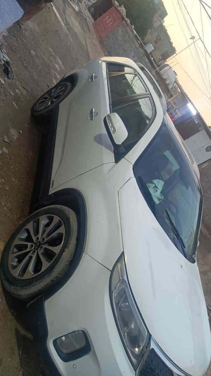 سلام عليكم سورنتو 2014وارد امريكي  للبيع او مراوس سعرهه 130وبيهه مجال 
6سلندر حجم المكينه 3500
السياره جافيه على صفحت السايق ومعمره بيهه تبديل تكمه فقط كير مكينه مكفولا تحويل مباشر فول موصفات نواقصهه بس غاز التبريد صدرهه حلو بكان بغداد الشعله رقم الهاتف***********
