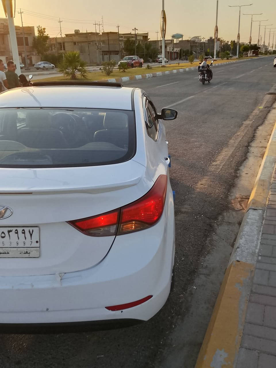 النترا 2015 فول مواصفات خليجي رقم بغداد باسمي تحويل ثاني يوم  فتحه قطعتين تبريد اشاير بل مري كروس سرعه فول تحكمات ستيرن داخل بيج سياره بيه صبغ جاملغ وبنيد اثر تكشير بدون ضربه شرط فحص سونار ***********

