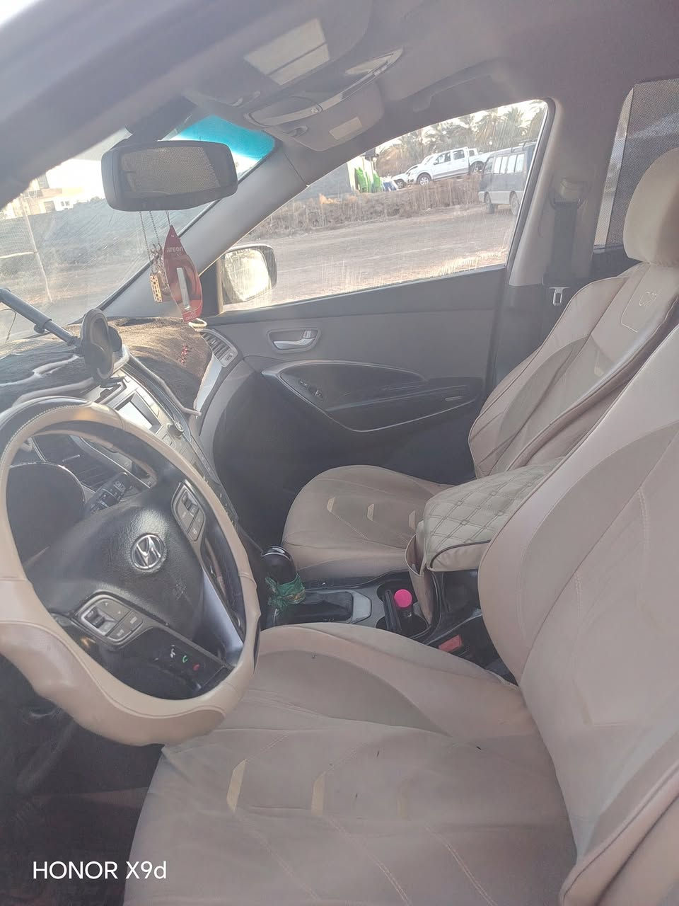 سنتافي ١٤امركي  رقم بغداد  بسمي محرك رابعه سونار موجود بل منشور سعرها ١٤٠ بيه مجال قليل ***********
