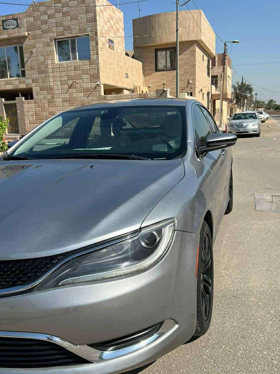 سلام عليكم كرايسر  c200
موصفات السياره
نص فول
شاشه جبيره قطعتين تبريد
شفتات استيرن
٦ سماعات ستتم صوت
موسيقئ خلفيه صوت امامي
وباقي الموصفات معروفه
 حادث السياره
جاملغ وبنيد من امريكا
ووهنا يم جماعتنا بيه بارد 
مكينه كفاله من التبخير والتنقيص
كير كفاله جديد ٩نمر
حداديه امايمه خلفيه كفاله
السياره مابيه نقص ابد
السعر 100 وبيه مجال شي بسيط
لاستفسار اتصل ***********
