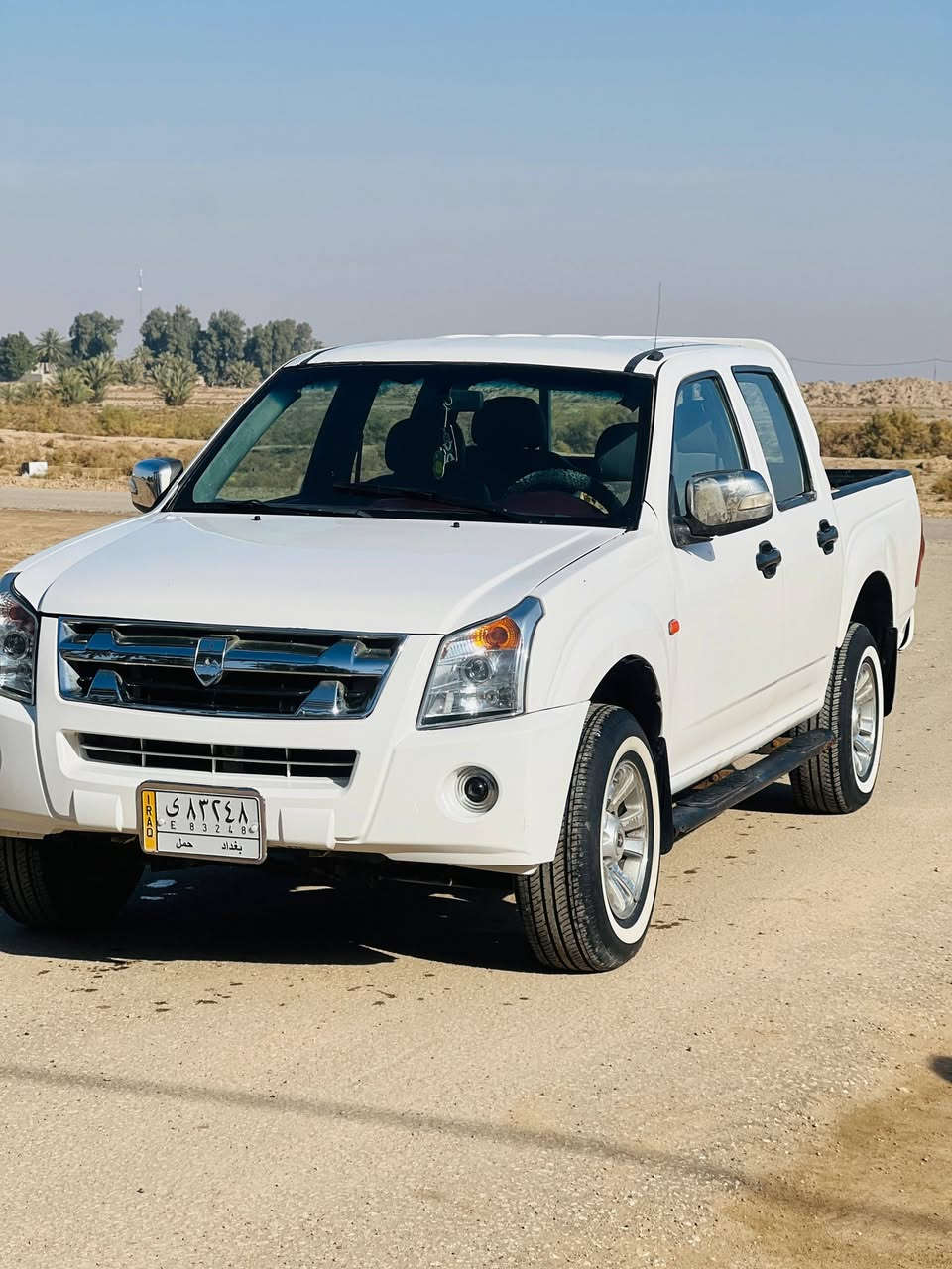 جنبي للبيع السياره نضيفه مال جناي مكفوله من كير ومحرك وشاصي تخم تاير  كهرباءيات كامله السياره به جاملغ مصبوغ رقم بغداد الماني المكان بابل الخميسيه قرب الدولي الاستفسار ***********
