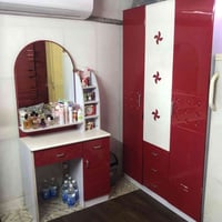 300 الف  جربايه وكنتور ابو 3 ابواب وميز تواليت  المكان حي العدل 077053...