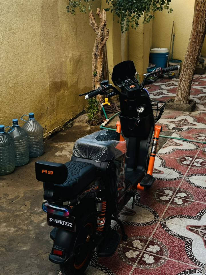 السلام عليكم دراجه R9 درع استخدام شهرين  5 بطاريات المكان أبي الخصيب 7706777536               
***********
