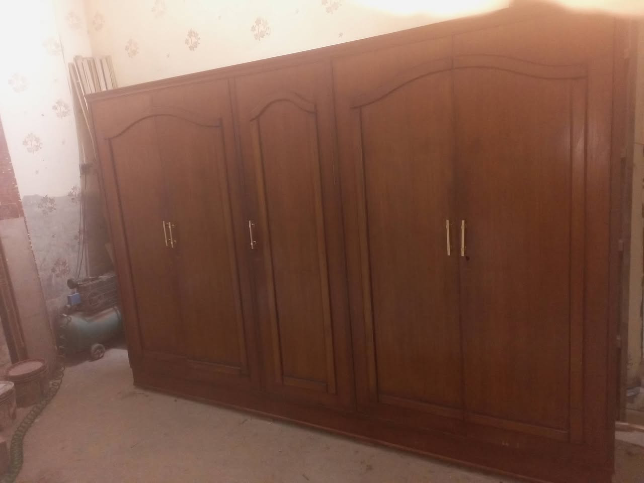 كنتور خمسه باب كامل اي نقص مابي خانات مال ملابس وبوري تعليك ملابس كامل ومصبوغ جديد السعر 200الف


**إذا كنت صاحب هذا الإعلان وتريد حذفه لأي سبب، رجاءا أرسل رسالة إلى الدعم الفني**