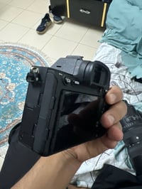 سوني a7 r4 بدي نضافة 100‎%‎ شترها 15k  مكاني بغداد، للتواصل خاص او وات...