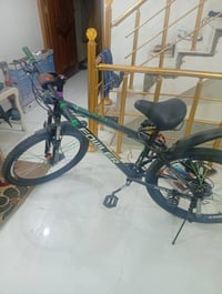 اسلام عليكم بايسكل ياباني ATX 790. شفتات 7 نمر خلفي أو امامي 3نمر ابري...