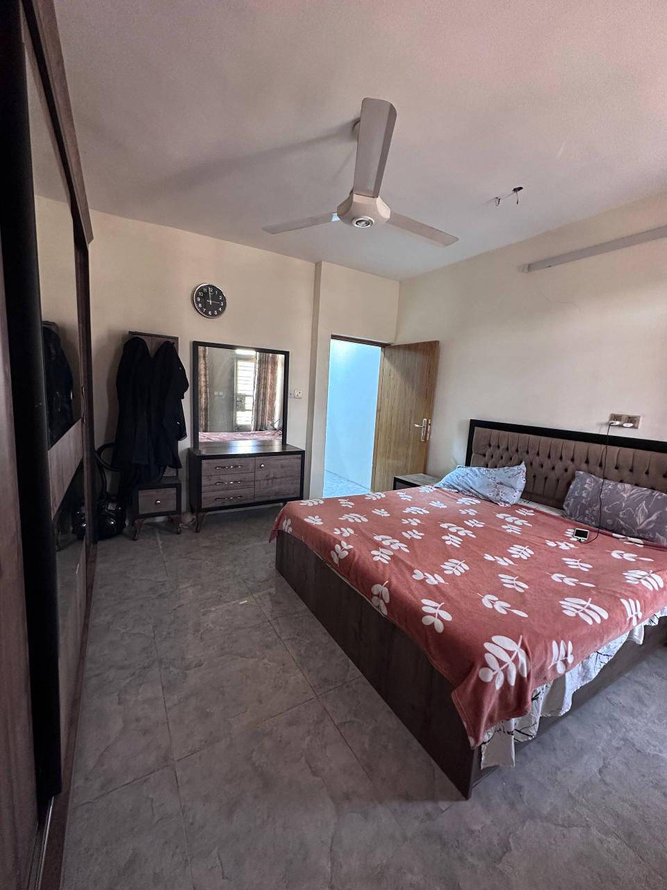 مشتمل 50 متر زراعي للبيع كفاءات الصحة غرفتين نوم للاستفسار الاتصال ***********
