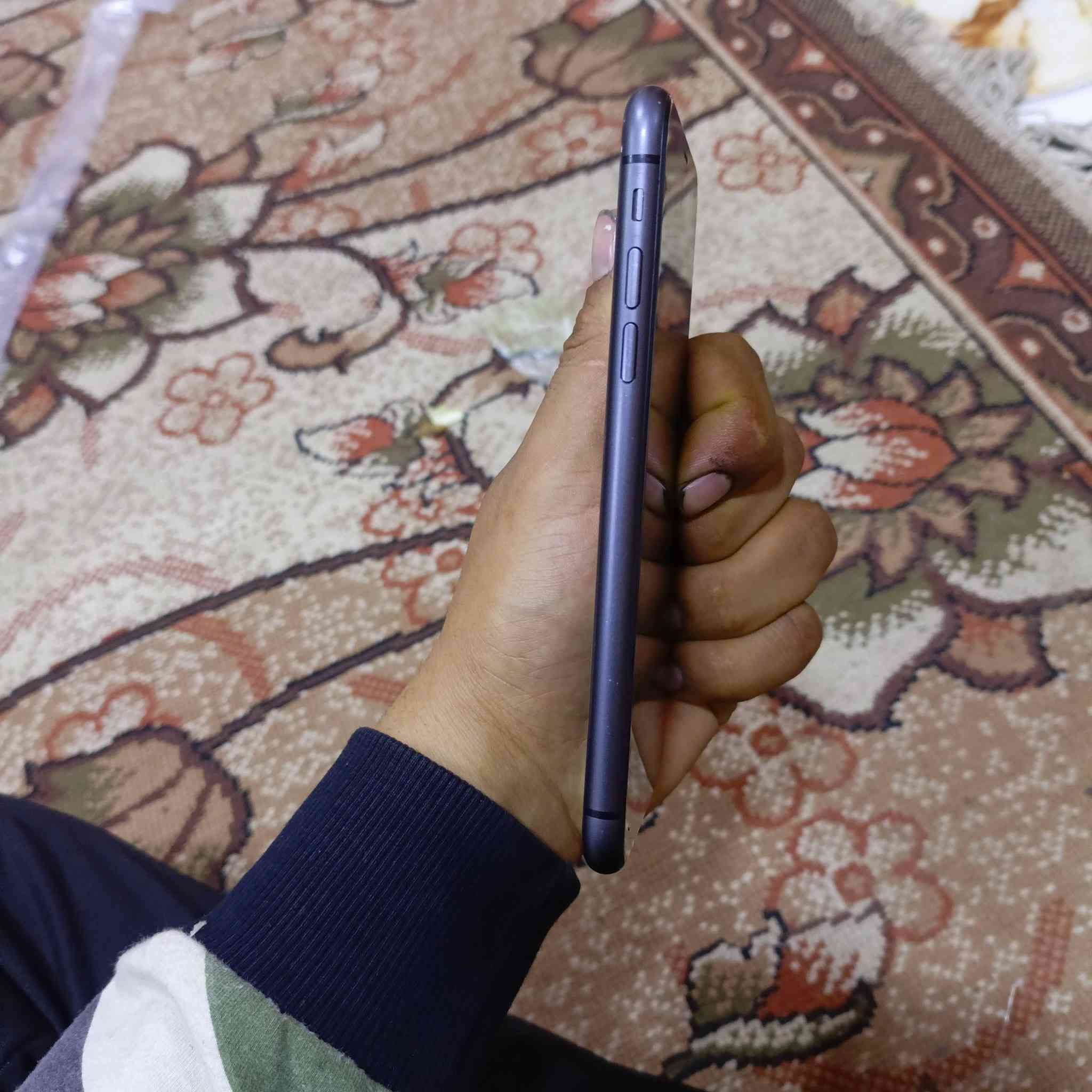 سلام عليكم ايفون 11ذاكره 128 بطاريه 75بس صرفه اعتيادي كارتونه ويا جهاز مكفول كشي ممبدل بي ونضافه شوفت عينكم شخط مابي جهاز للبيع او امراوس حسب القناعه سعر 300وبي مجال مكان كوت للستفسار***********خاص مفتوح
