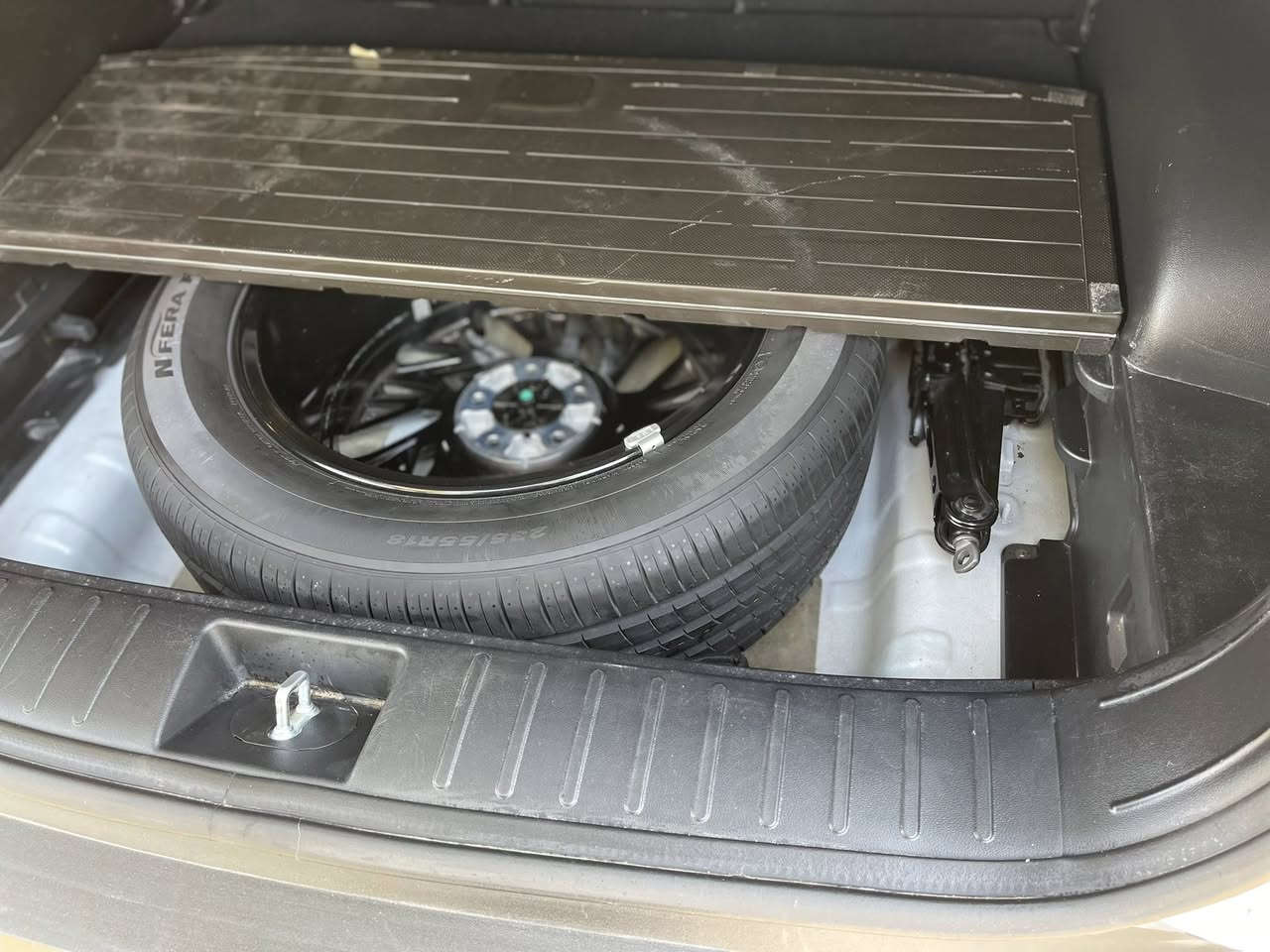 سلام عليكم.. توسان 2023 خليجي رقم بغداد دولي بأسمي تحويل مباشر
فول مواصفات عده البانورامه
بصمه 
شاشه دجتل سايد بريك دكمه اوتو هولد انضمت قياده
حساس امامي خلفي محرك 2000 دوش لد ترحيب عند لقتراب سبير منازل داخل ابيض بردات خلفيه شاحن واير ليس تبريد قطعتين كشنات الاماميه كهرباء سيياره حلوه وجديده بيه بارد بسيط مقدار اربع اصابع يم يم قبق لبانزين 
لباقي مكفول كفاله عامه من صبغ او تبديل 
السعر 209 وبيه مجال مكانه بغداد لمحموديه للستفسار
***********. يرهم مراوس بشي اقل
