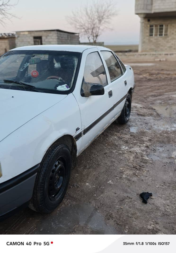 فكترا اوبل حجم 16 للبيع موديل 90
شرط لا صرف ولا نفخ بيها كاربون بانزين، سياره بأسمي شرط التحويل الشراي يتواصل عالرقم
السعر (44) وبيها مجال 
***********
***********
