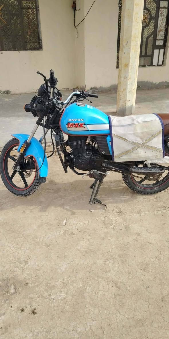سلام عليكم دراجه دايوان للبيع موديل 23الدراجه نضيفه ماناقصه اي شي اوراق سحب سكنر الكهربائيه كامله السعر 1350ربيهه مجال الشراي يتصل ***********او يجي خاص
