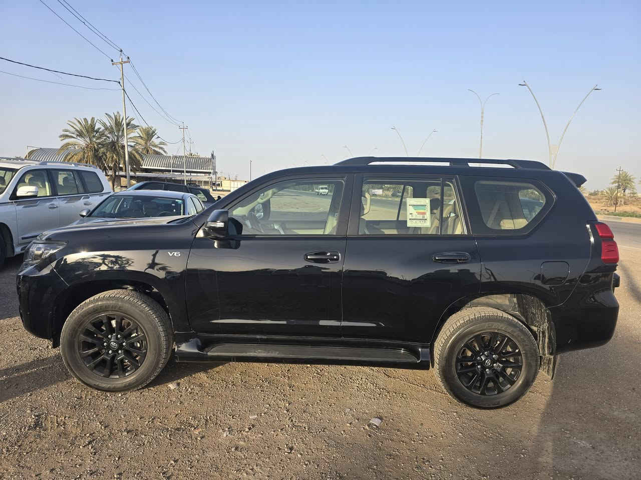 برادو 2023 
ساز TXS 
مكفوله 
ماشيه 57الف 
السعر 45 الف 
مكان السيارة الطارمية  
الاتصال ***********
***********
