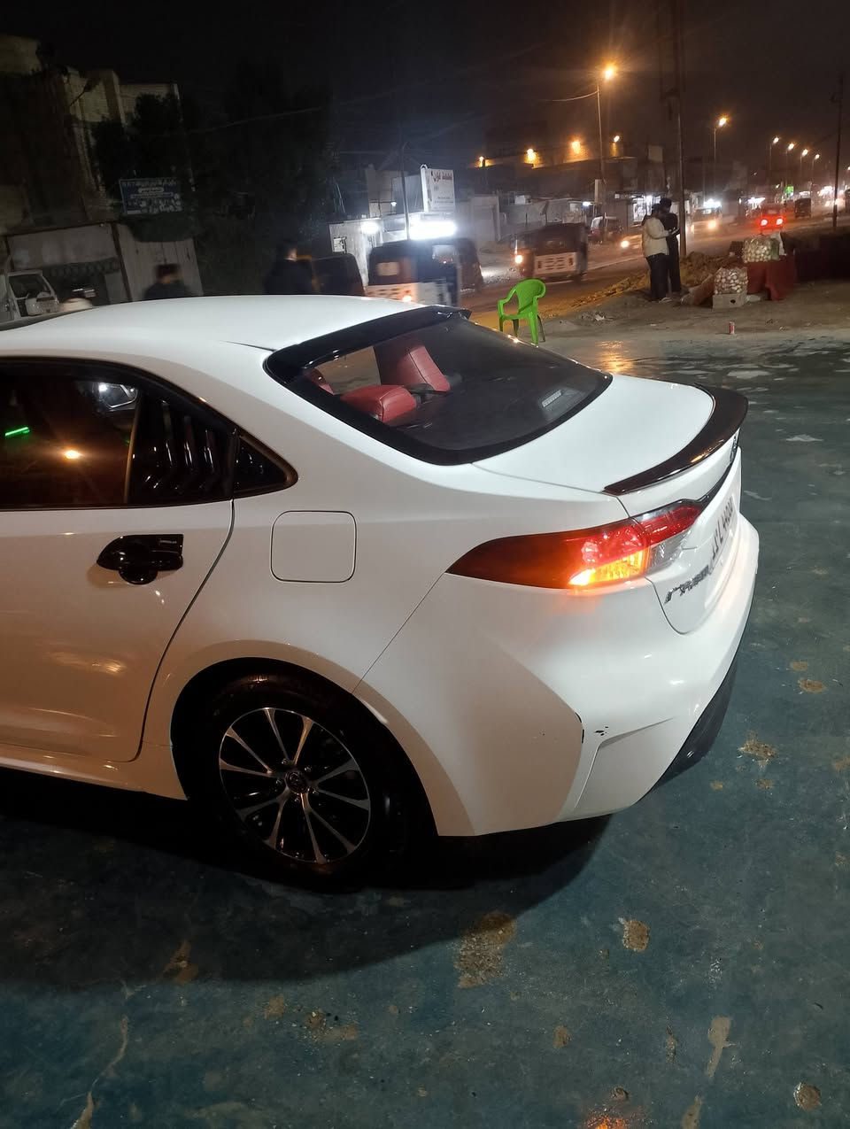 السلام عليكم كوله تيوته 2025 خليجي تجميع صيني فول موصفات ماشيه 15 خمس كامرات رادارات اماميه ورادارات جانبيه وخلفيه توقف ذاتي عند الصطدام قطعتين تبريد سعر160وبيه مجال الاستفسار ***********
