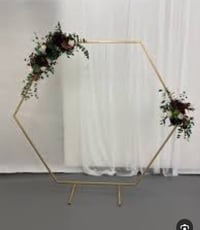 خوان عندي هاذني الي يريده قطعتين يراسلني 07813768461