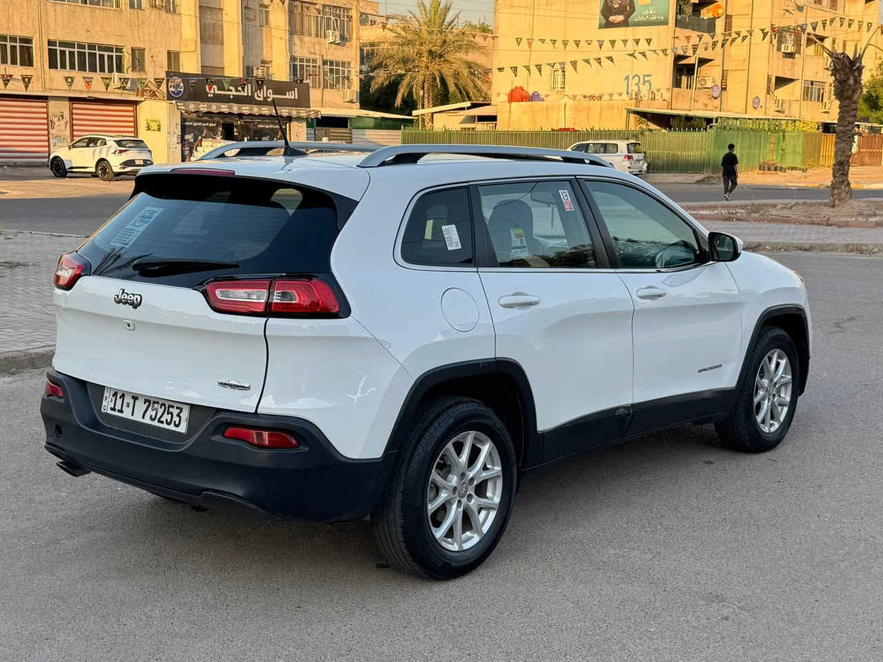 🚙🔥 جيب شيروكي بزون 2017 للبيع 🔥🚙

💯 سعر جداً مناسب
🇺🇸 وارد أمريكي
🔧 الحادث جاملغ فقط، وبيها بابين صبغ بدون أي ضرر
⚙️ كير ومكينة على وضع الشركة
  محرك 4 سلندر 2400

✨ فول مواصفات 1/1 ✨
☑️ بانوراما
☑️ شاشة كبيرة
☑️ تبريد قطعتين
☑️ سايد بريك دكمة
☑️ تشغيل عن بُعد
☑️ زنون
☑️ وباقي المواصفات المعروفة

✅ رقم بغداد - مشروع وطني باسمي سنويه وهزه جديد
📍 الموقع : بغداد
السعر : 99 💲
📞 للاستفسار : ***********

