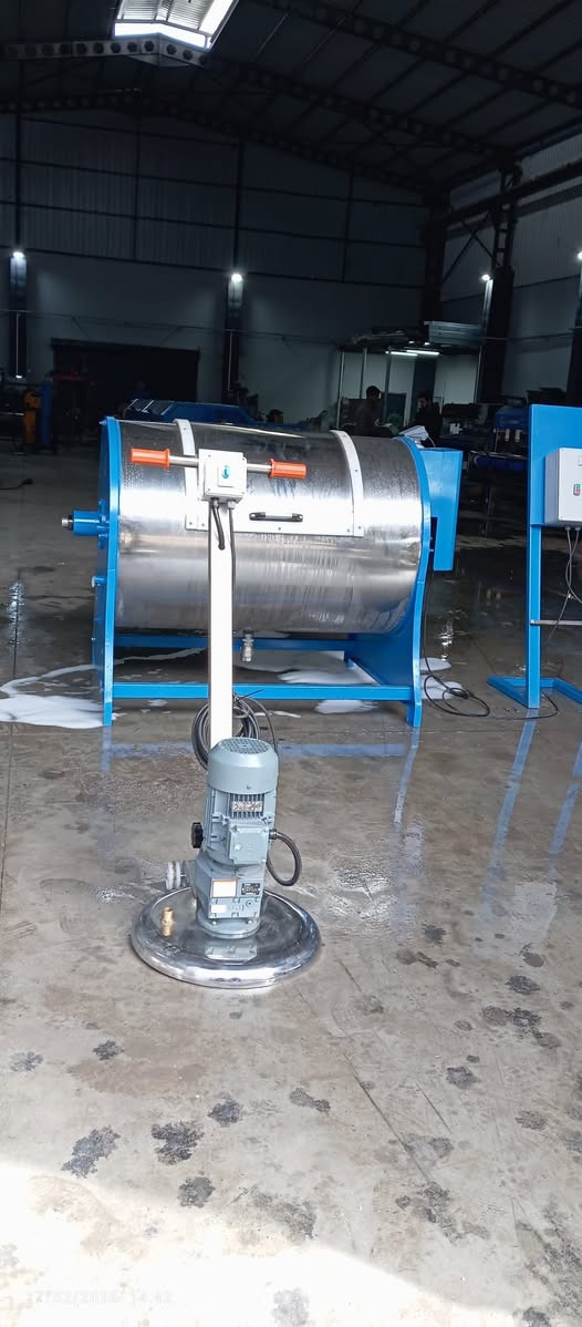 🚨 إذا بدك تشتري… اشتري من المكان الصح!
في كراجايلي ماكينة ما منبيع كلام…
منبيع قوة، جودة، وضمان حقيقي 🤝
ماكيناتنا مصممة لتشتغل معك سنين،
تتحمل ضغط الشغل اليومي،
وتعطيك نتيجة تنظيف احترافية ترفع اسم مغسلتك فوق الكل 💪✨
ليش تختارنا؟
✔️ قوة موتور حقيقية
✔️ تصنيع متين ومضمون
✔️ جميع الأحجام متوفرة
✔️ دعم وخدمة بعد البيع
✔️ تجهيز فوري للموسم
ثقة عملائنا مش صدفة…
هي نتيجة شغل نظيف والتزام واضح 👌
📞 +90 534 450 83 39 تواصل معنا اليوم وخلي مشروعك يبدأ بقوة
كراجايلي ماكينة — لما الجودة تكون قرار 💛🔥


**إذا كنت صاحب هذا الإعلان وتريد حذفه لأي سبب، رجاءا أرسل رسالة إلى الدعم الفني**