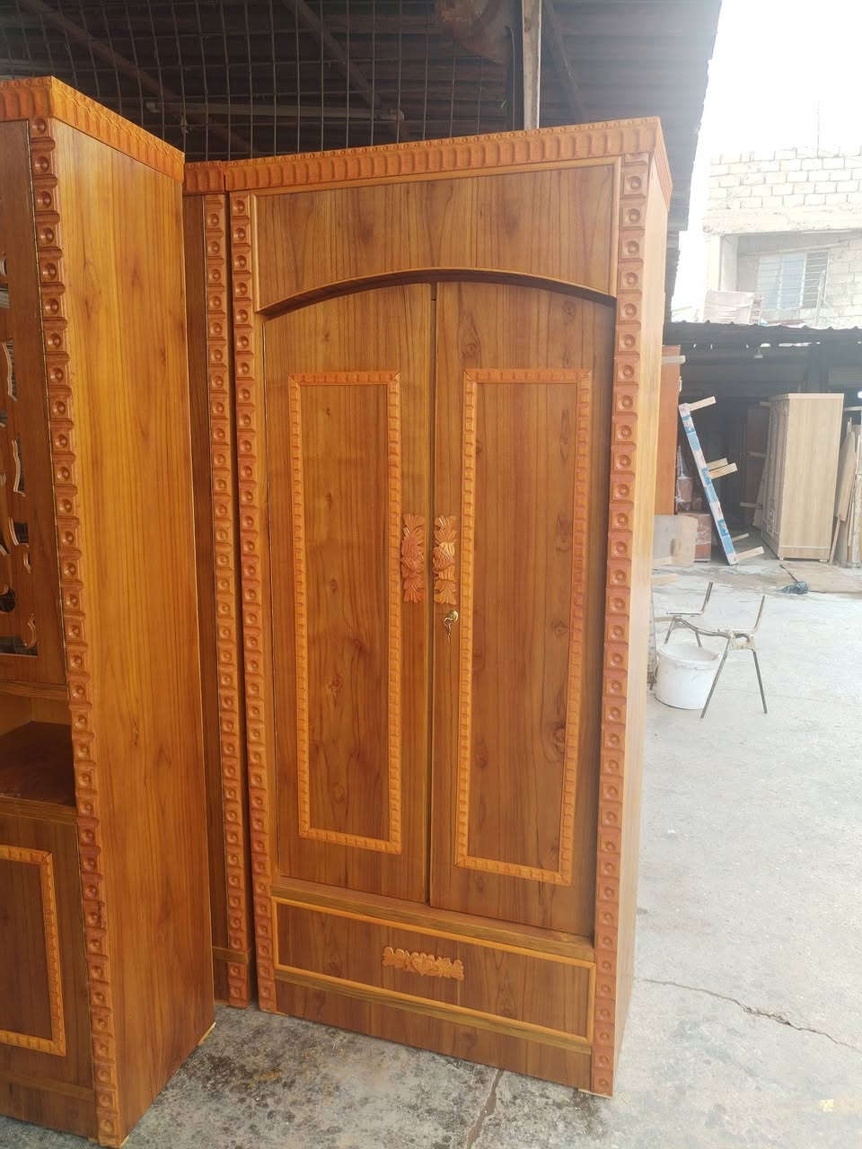 غرفه 5 ابواب. ابراج ناصي نقش زان يدات زان نقش زان السعر 750 الف قفل 🔒 بدون معامله..السعر ثابت اقساط ما عندي رجا الميشتري لا يخابر *********** ***********
