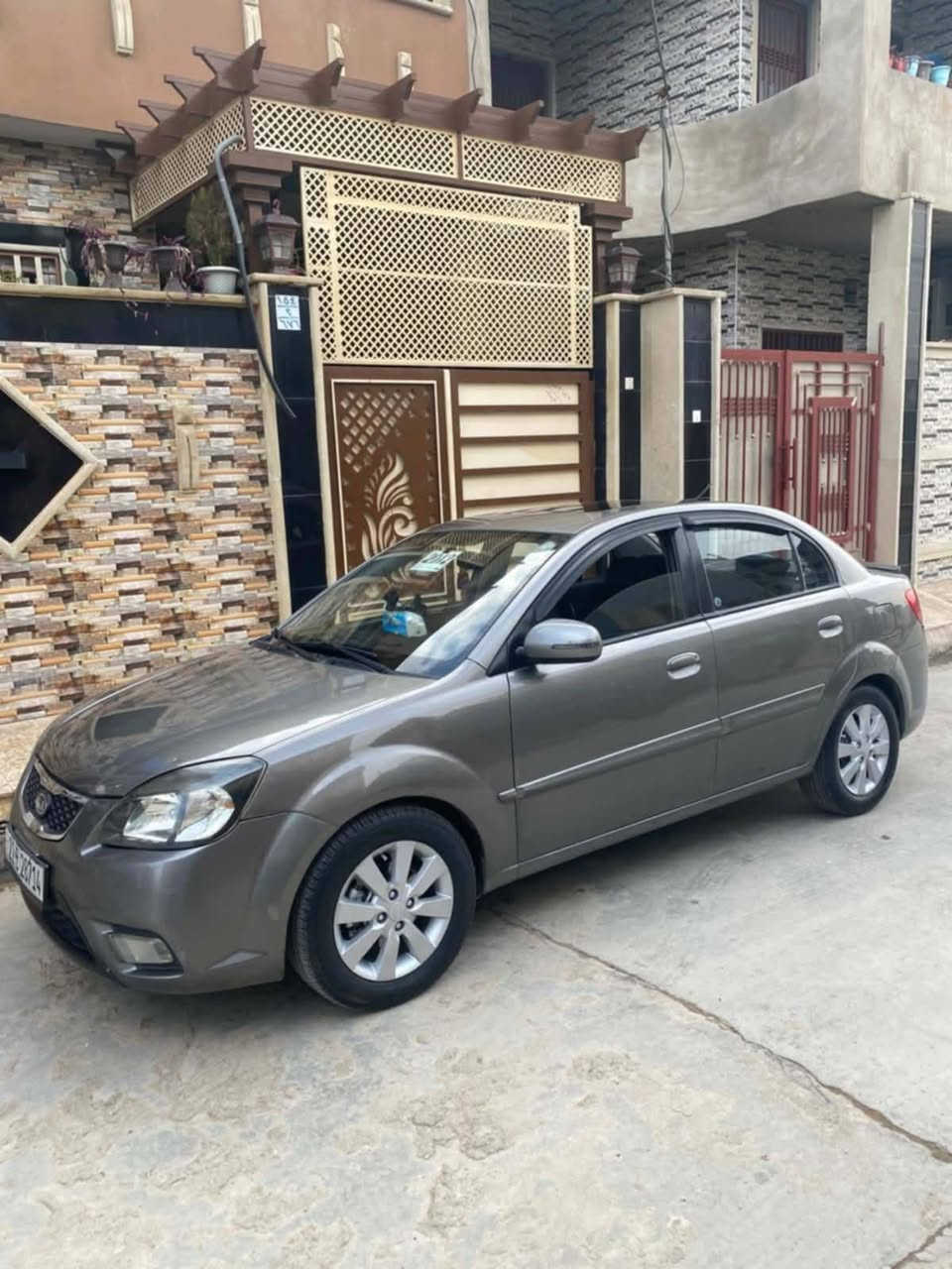 السلام عليكم ورحمة الله وبركاته
كياريو 2012موصفات فول برايد تحكمات سترين فتحة بالسقف محرك 16تدفئه وتبريد شغال أمبدل بيها باب وجاملغ بدون دواخل رقم اربيل سنويه لي2027نظافة فول ما شاء الله باسم صاحبها الشرعي شرط التحويل
السعر 98بيها مجال بسيط رقم تلفوني 
***********
***********
