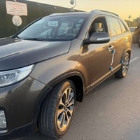 سورنتو ٢٠١٤ • وارد خليجي • ٦ سلندر