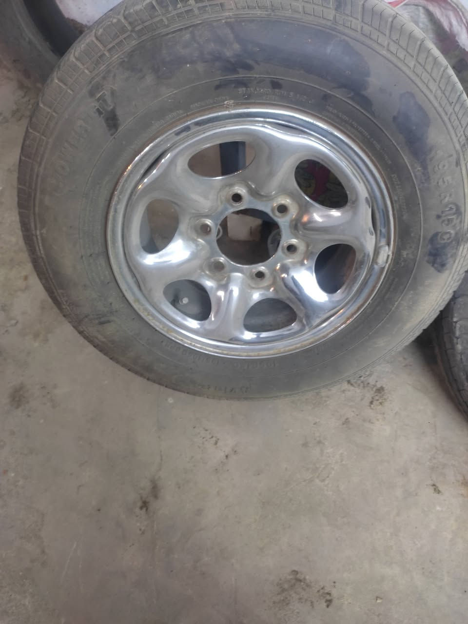 السلام عليكم موجودتخم ويل وتأيرات جدد15سل ستيل وشيالات محرك فورت يصيرن على محرك 2701على الكيا بريجو العنوان نحف المشخاب ***********
