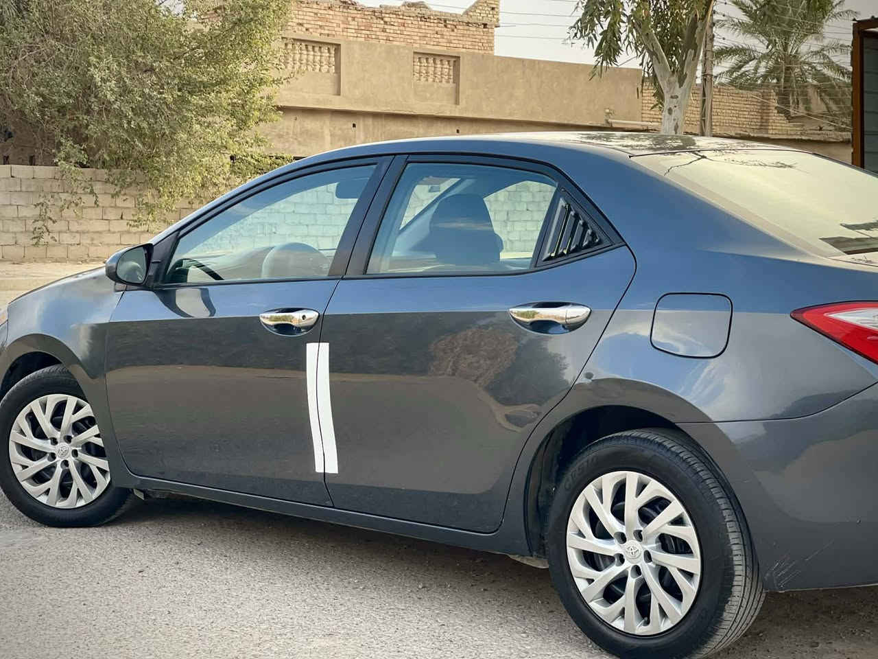 كورلا موديل2016 رقم شمالي بأسمي تحويل او وكاله
السياره جديده بمعنى الكلمه
حادث بسيط جامرلغ امامي فقط 
لغد شاصي بطانه كله مكفول شرط
⁦)⁩⁦⁦⁦(⁩بدون ايرباك
بصمه وتشغيل عن بعد
گير مكينه مكفولات بدون فتح
حجر صالنصه بلادي
صدر امامي خلفي ودبلات جديد 
تخم تاير جديد
سنويه لل30
هزه وبراد جديد
صور الحادث والسونار بالمنشور
العنوان ديالى المقداديه
السعر 123وبيهة مجال
***********
