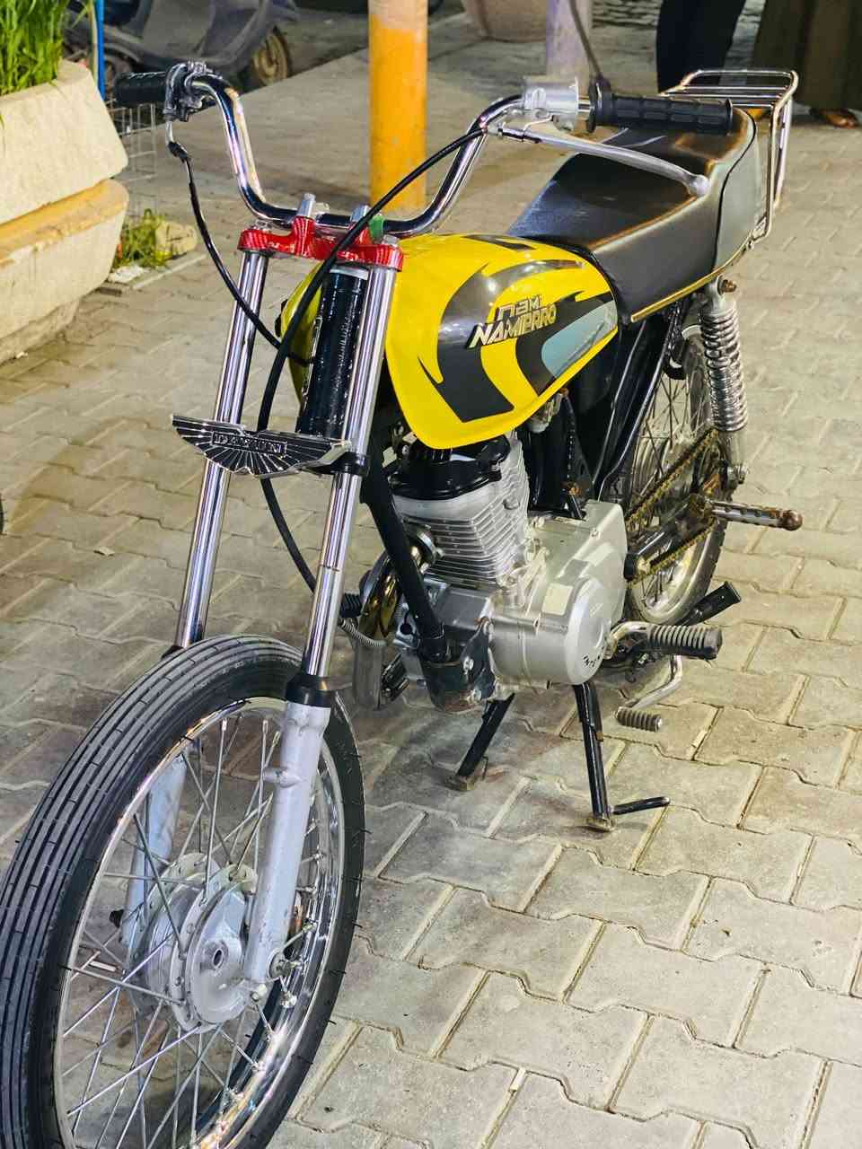 سلام عليكم للبيع سكنر موديل 25 مكينه انتنس دراجه نضيفه مكان رميثه ***********
