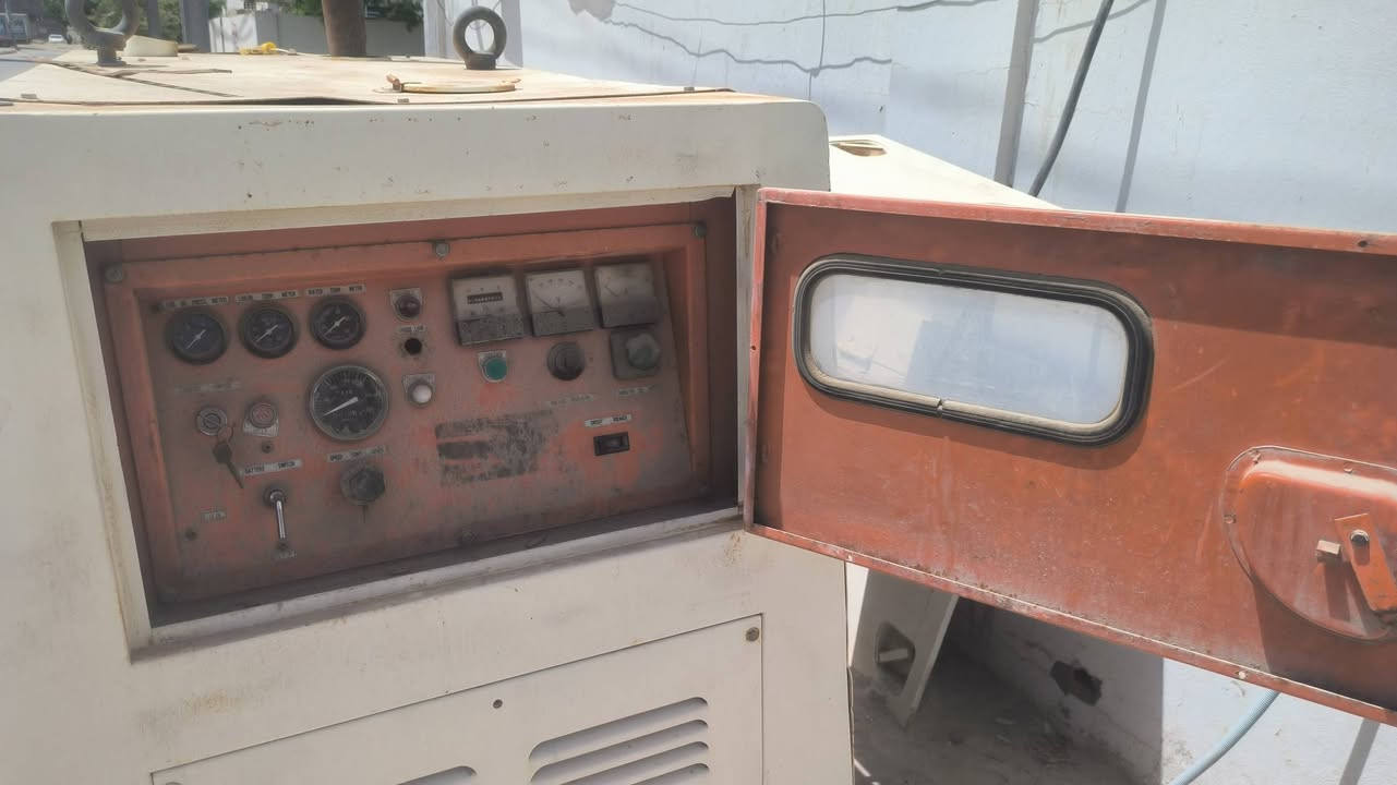 بلد المنشأ: اليابان النوع: مولدة ديزل
محرك ٦ سلندر سوبر قدرتها 72KvA
نظام اطفاء ذاتي عند تشغيل الوطني
راس توليد  بلادي ياباني 
***********
