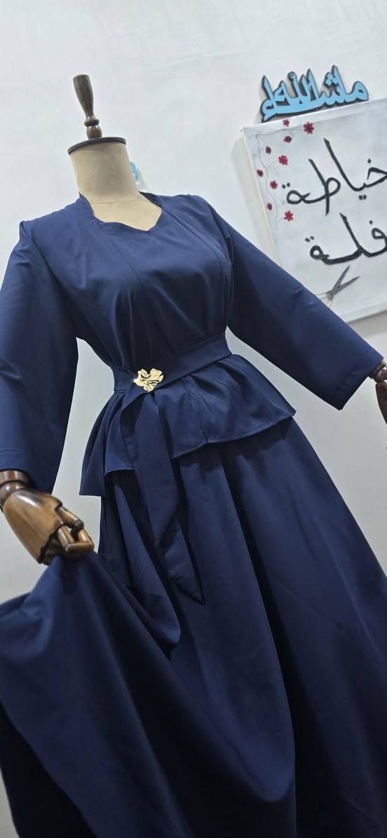 خياطي حسب الطلب 🫰
تنوره +قميص 
قماش مايباخ متوفر بجميع الألوان والقياسات 
السعر ٢٢ 😍🫰


**إذا كنت صاحب هذا الإعلان وتريد حذفه لأي سبب، رجاءا أرسل رسالة إلى الدعم الفني**