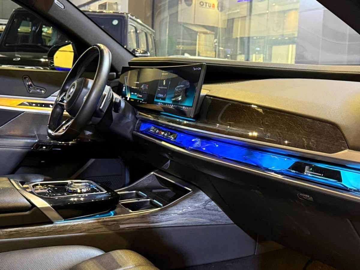 ⁨ ⁨ ⁨ ⁨ ⁨ ⁨ كوردى / عربي
درووستکراوی : BMW
مۆدێل:740i Mpakch
ساڵ :2023
بزوێنەر :V6 twin power torbo
بگۆری بزوێنه‌ر : AUTOMATIC
سوتەمەنی : بنزين
دۆخ :ئەمریکی کلین
ماوەی رۆشتوو : ٤٤ميل
ـــــــــــــــــــــــــــــــــــــــــــــ
النوع : BMW
الموديل :740i Mpakch
سنة الصنع : 2023
المحرك : V6twin power torbo
ناقل الحركة : AUTOMATIC
نوع الوقود : بنزين
الحالة : امريكى كلين
عدد الأميال : ميل٤٤
‌‌‏ Zauto
‌‌‌‌‌‎📱 للاستفسار يسعدنا تواصلكم معنا على الأرقام التالية
‌‌‌‌‌‎📱بۆ زانیاریی زیاتر خۆشحال دەبین بە پەیوەندیتان بە ژمارەکانی
***********
***********⁩⁩⁩⁩⁩⁩ أربيل, العراق
