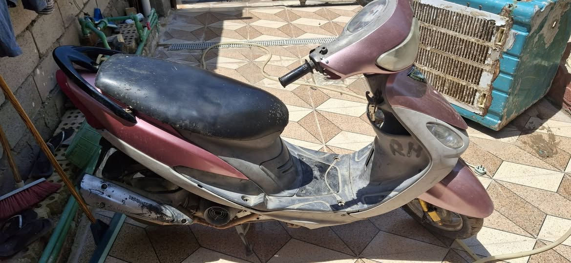 السلام عليكم
ماكس منغولي للبيع كفرات تجاري بيها والبلادية ابيض موجودات محرك نظيف فقط كابريتة تعبانه تشتغل بس تطوف مكانها الاسكندرية حي العطاء سعرها ٢٢٥ بيها مجال بسيط 
وماكو هيج سعر جوة السوك
***********
