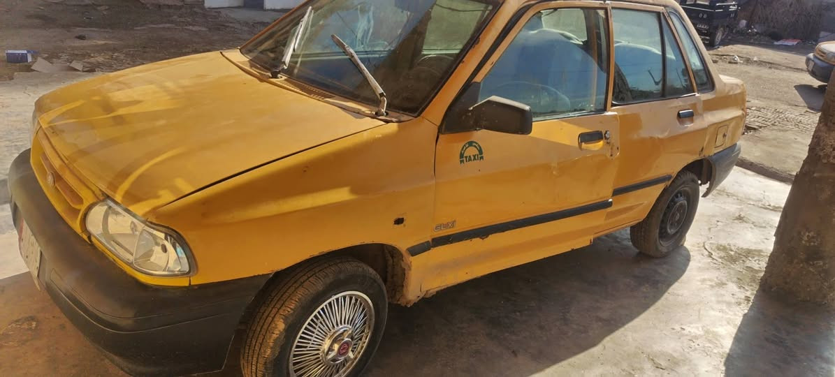 سلام عليكم اللبيع سياره سايبه موديل 2011سياره كير ومحرك جديد مكفول اتكفلك من العشاير ومن سرقه سياره اصواليه مكان بغداد بسمايه قريه عشره سعر 14وبيه مجال الشراي رقم التليفون ***********
