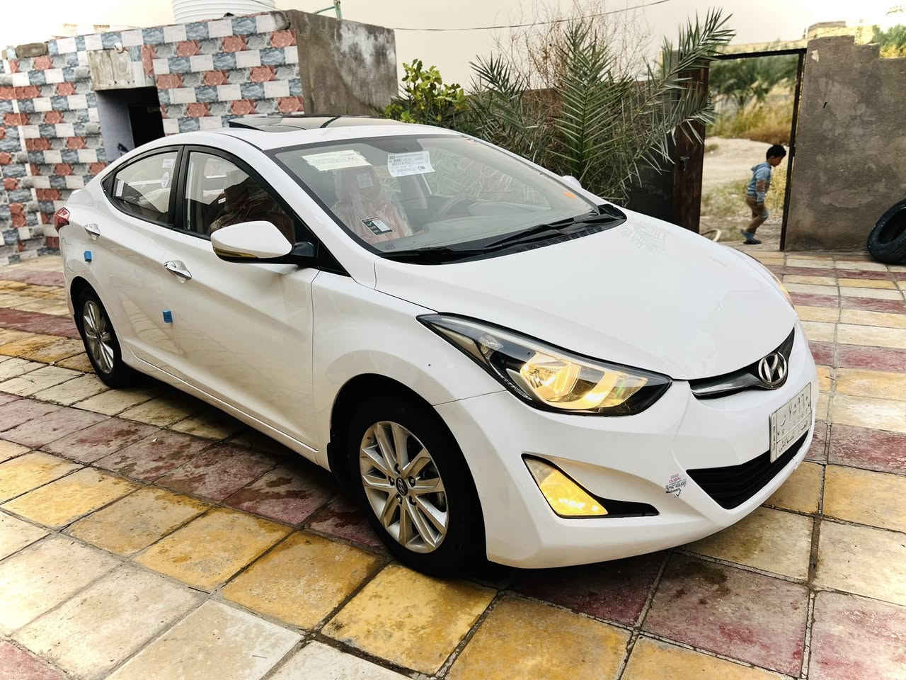 السلام عليكم 
للاستفسار *********** 
النترا موديل 2015  وارد خليجي رقم بصره تحويل مباشر سنويه مشروع وطني ل 27  راعيها بالناصرية فول مواصفات محرك 1800 محرك وكير شرط الفحص تراي كلش حلو ماشيه 191  جاهزه ع الأخير تبريد ثلج حداديه صدر امامي وخلفي كهربائيات كلها شغاله سياره بيها صبغ داير الجاملغ الخلفي الأيسر ومقدمه الجاملغ الأمامي الأيمن والدوس تجميل والباقي مكفول ضربه وصبغ وتبديل السعر 118  مكان السياره ناصريه رجاء بس الشراي يتصل والتفاصيل كلها مذكوره
