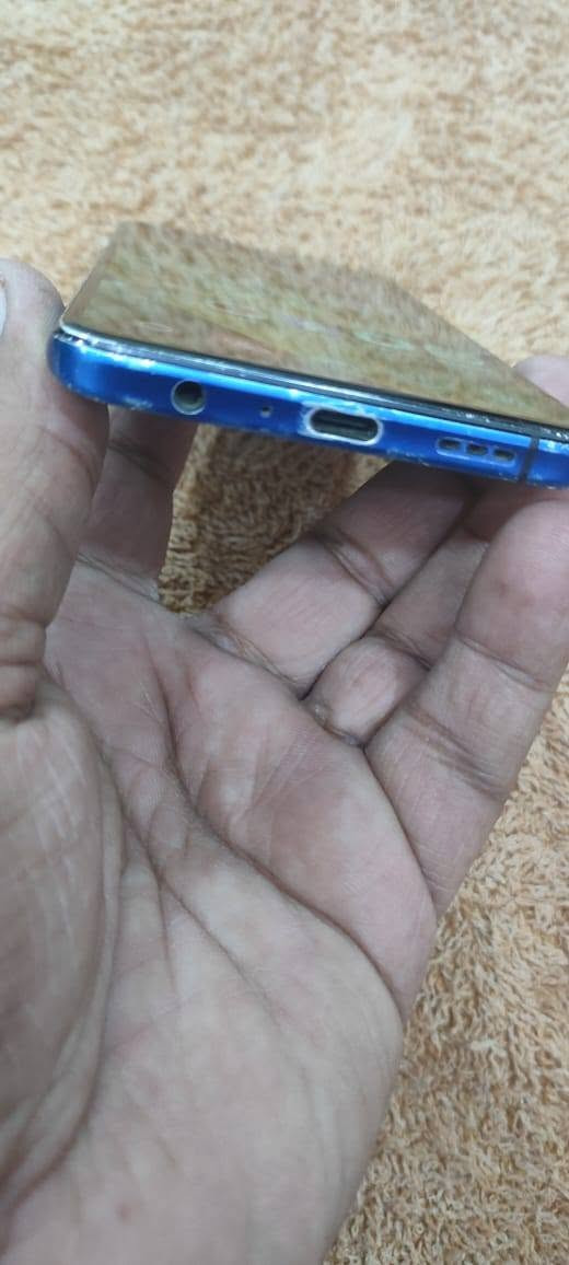 السلام عليكم 
للبيع 
ريلمي X2pro
شاشة  super amoled Fhd+
معالج Qualcomm Snapdragon 855+
ذاكرة 128 كيكا
عشوائيه 8 كيكا
بطارية 4000 مللي امبير
كاميرات خلفية رباعيه بدقة (64,13,8,2)
كاميرا سلفي 16 كيكا 
الجهاز كفاله من التلصيح عدا الباب الخلفي مبدل فقط
السعر 150 الف 
متوفر توصيل


**إذا كنت صاحب هذا الإعلان وتريد حذفه لأي سبب، رجاءا أرسل رسالة إلى الدعم الفني**