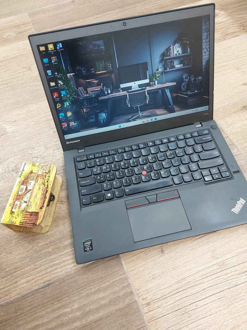 لابتوب رخيص واقتصادي نحيف خفيف الوزن مناسب للدراسة 
     Lenovo T540 Ci5 جيل رابع 
. 
السعر ثابت  170 الف مع التوصيل
. 
مناسب جدا للدراسة والبرامج المكتبية والطباعة والتصفح والتواصل الاجتماعي 
النظافة شرط اخو الجديد تفحص وين متريد 
……………………
 المعالج Core i5-4th  جيل رابع  
 ذاكرة الوصول العشوائي (الرام) 8GB 
 التخزين( الهارد) 256GB SSD 
كارت شاشة انتل داخلي  4GB 
 مقاس شاشة 14 انج 
 كيبورد  عربي انكليزي 
………………………………… بغداد, العراق


**إذا كنت صاحب هذا الإعلان وتريد حذفه لأي سبب، رجاءا أرسل رسالة إلى الدعم الفني**